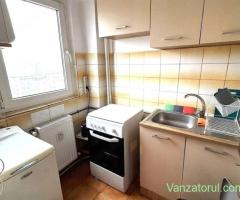 Închiriez Garsonieră Dristor, balcon, lift, 5 min metrou, AC ✨