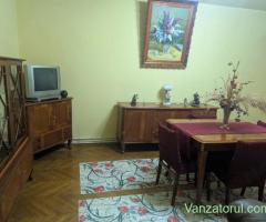 Ofer spre vanzare apartament 4 camere