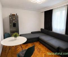 Apartament de vanzare, Sfanta Vineri