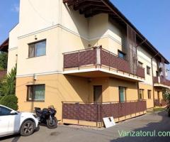 Vând apartament 3 camere Dumbrăvița