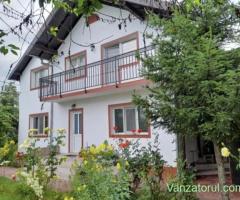 Casă cu teren 1000mp - zona SLAVA