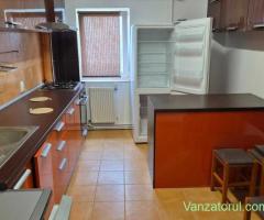 Apartament cu 4 camere de inchiriat in zona Complex