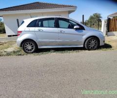 Mercedes Benz B 200