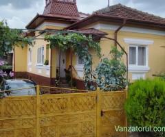 Reducere de preț! Casă cu 5 camere, utilități și 3.5 ha teren Blejani, com. Scundu