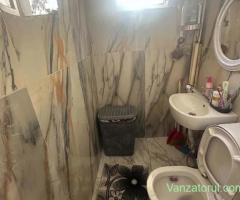 vand apartament zona pieptanari
