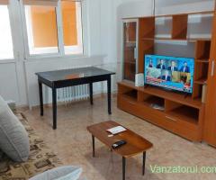 Închiriez apartament două camere Obor-Metrou Mosilor