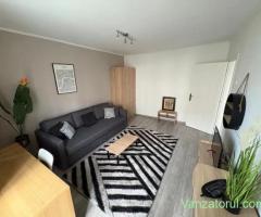 De inchiriat apartament 3 camere
