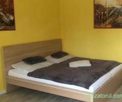 Apartament cu o camera de vanzare in zona Badea Cartan