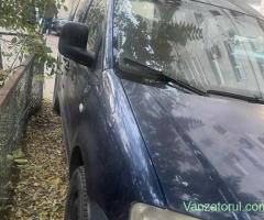 caddy life cu 5 locuri