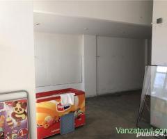 Spatiu comercial