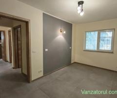 3 cam decomandat 2 bai incalzire in pardoseala zona Complex Studentesc