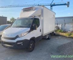 Vând IVECO Daily 35C12, motor 2.3 Diesel 120 CP, punte dublă spate, an 2018, 170.714 km reali.