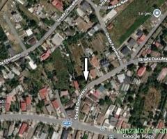 Oportunitate Domnești: Teren 1700mp, deschidere 21m, pretabil 2 case, Full Utilități