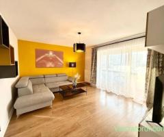 Inchiriez apartament cu 3 camere situat in complexul Coresi Kasper,Brasov