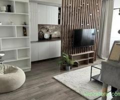 Apartament 2 camere foarte aproape de metrou