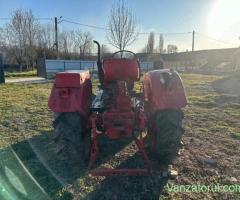 Hanomag R324 cu motor U445