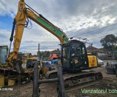 Excavator pe șenile JCB JS 131 LC