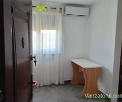 Vând cameră cămin gară