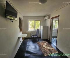 Apartament 2 camere, semidecomandat, etajul 1 din 4, str. Musicescu spre Calea Șagului