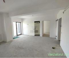 Apartament cu 3 camere balcon boxa si loc de parcare pe Doamna Stanca