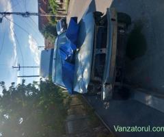 Vând Dacia Logan 2006 pentru dezmembrat