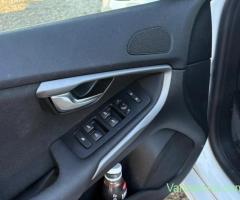 Vand Volvo V40 , diesel,automatic,2016, foarte bine intratinuta Pret 9000 euro. Tel