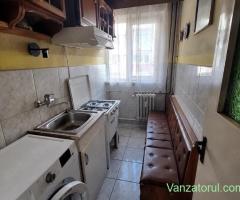 Apartament 3 camere Circumvalatiunii Dacia strada Brandusei etaj 2 ocupabil imediat