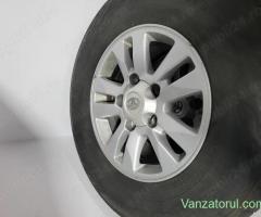 Roti 275 70 R17 toyota land cruiser 200