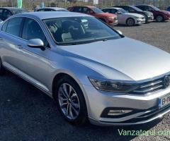 VW Passat Highline Elegance 50000 KM, 2.0 TDI 200 CP DSG și o configurație PREMIUM!
