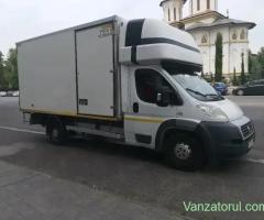 Vând autoutilitară