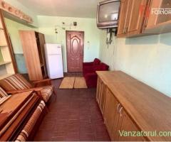 OCAZIE INVESTITIE - Apartament cu o camera de vanzare - zona centrala