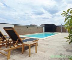 Braytim. Comision 0%. In vila cu piscina. Bucatarie inchisa.