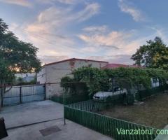 Inchiriez casa+TEREN