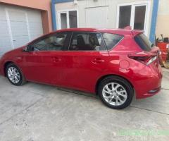 Vand Toyota Auris Hybrid