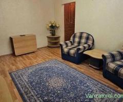 Far, de inchiriat 3 camere, etaj 1, mobilat, gaze