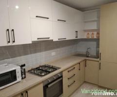 apartament 2 camere decomandat zona Universitate