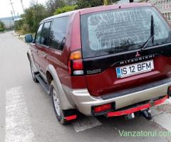 Vând sau schimb cu duba mașină mitsubishi pajero sport 4x4