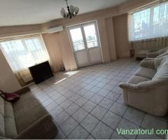 Proprietar vand apartament 2 camere decomandate, Ploiesti bloc Mercur etaj 6,