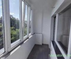 Vânzare Garsonieră 42 Mp Vitan Mall Complet Renovată Instalații Schimbate