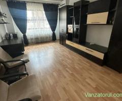 ofer spre închiriere apartament cu 2 camere