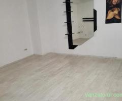 spatiu comercial trocadero