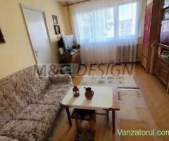 Apartament 3 camere zona Dacia etaj 2