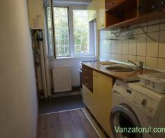 3 camere, Spitalul Județean, parter, centrală