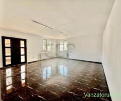 Aparatorii Patriei Vila P+1, NEMOBILATA, renovata acum
