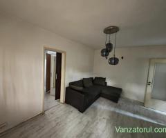 Apartament cu 2 camere, parter , balcon, zona Spitalul Județean