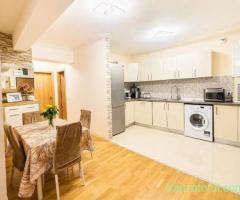 APARTAMENT 4 CAMERE NEW TOWN RESIDENCE DRISTORULUI