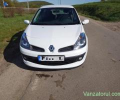 Vând Renault clio