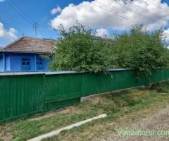 vand casa la tara in Lunca, jud. Botosani