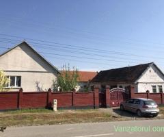 Vând sau schimb cu ap ,casa in sacoșu mare cu teren de 14.000 mp intravilan !