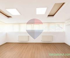 Banu Manta | Vila Premium 5 Camere | 4 Locuri Parcare